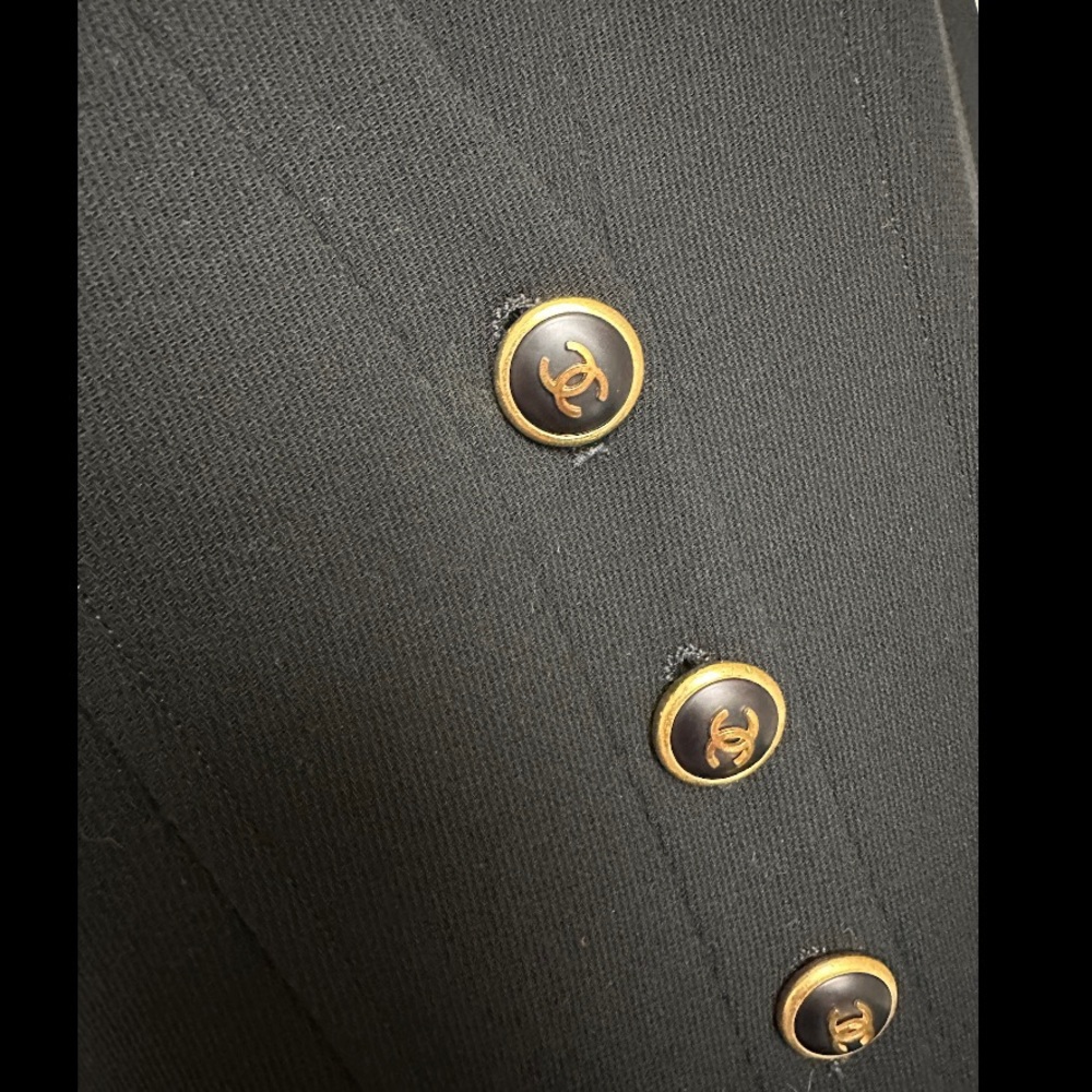 VINTAGE 1993 CHANEL BOUTIQUE BLACK WOOL CREPE SUIT JACKET LONG SKIRT 40 42 8 10 - Picture 3 of 10